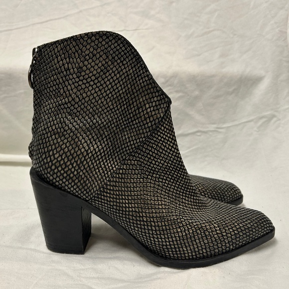 Pons Quintana Snake Detailed High Heeled Boots - Picture 1 of 4